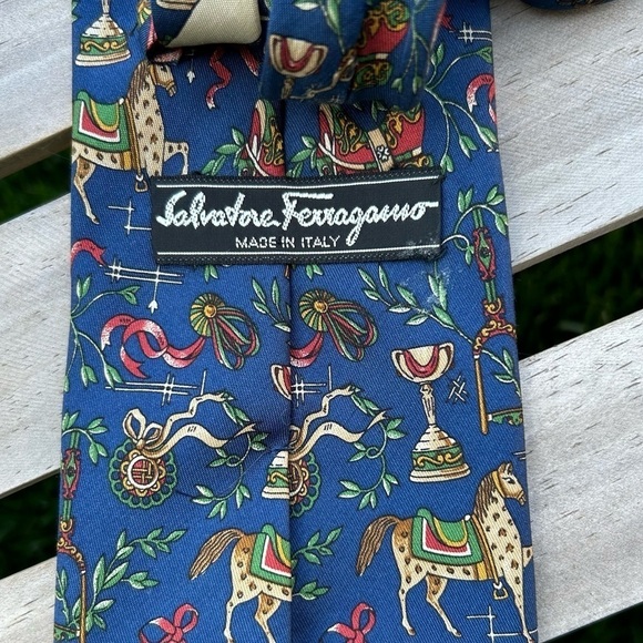 Salvatore Ferragamo Silk Tie | Equestrian Horse Motif | Made in Italy - Picture 5 of 5